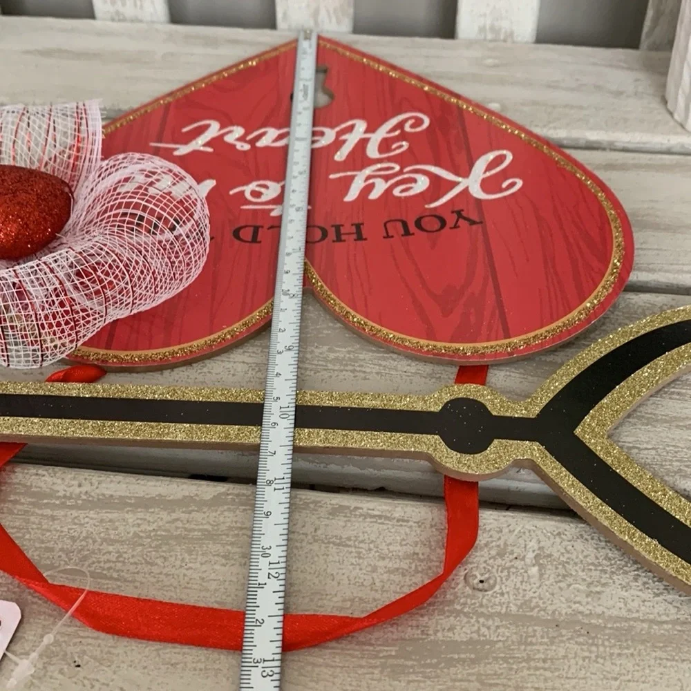 Valentine’s Day Wall or Door Hanging ❤️🆕❤️ 2 for $14